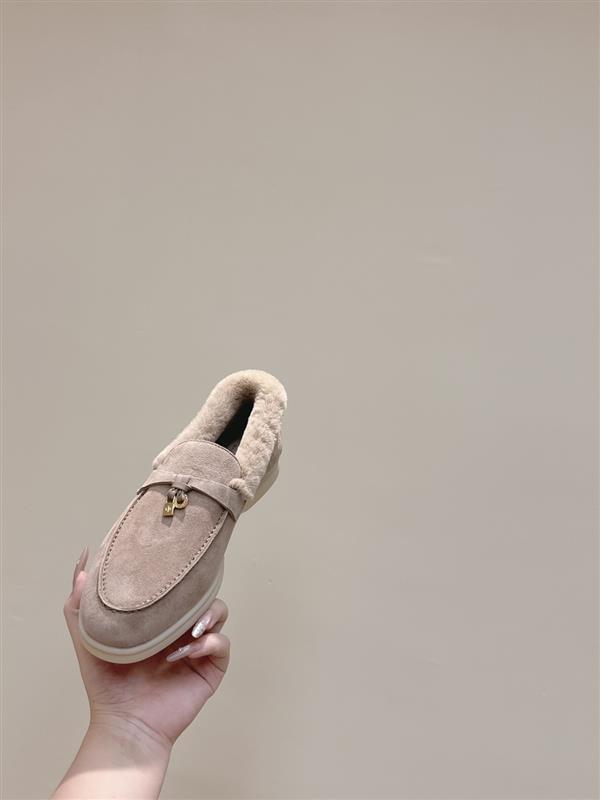 2025126104252128 440